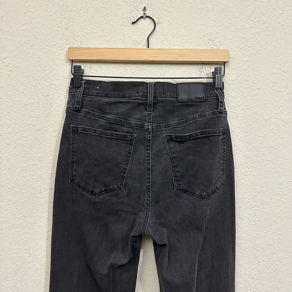 MADEWELL Cali Demi-Boot Jeans in Bellspring Wash Button-Front Edition - Picture 8 of 15